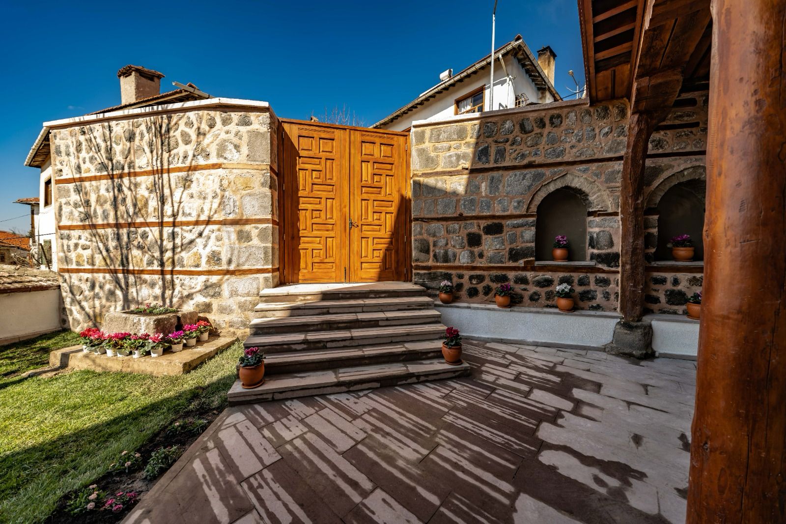 AYAŞ ESKİ KIZ SANAT OKULU RESTORASYONU